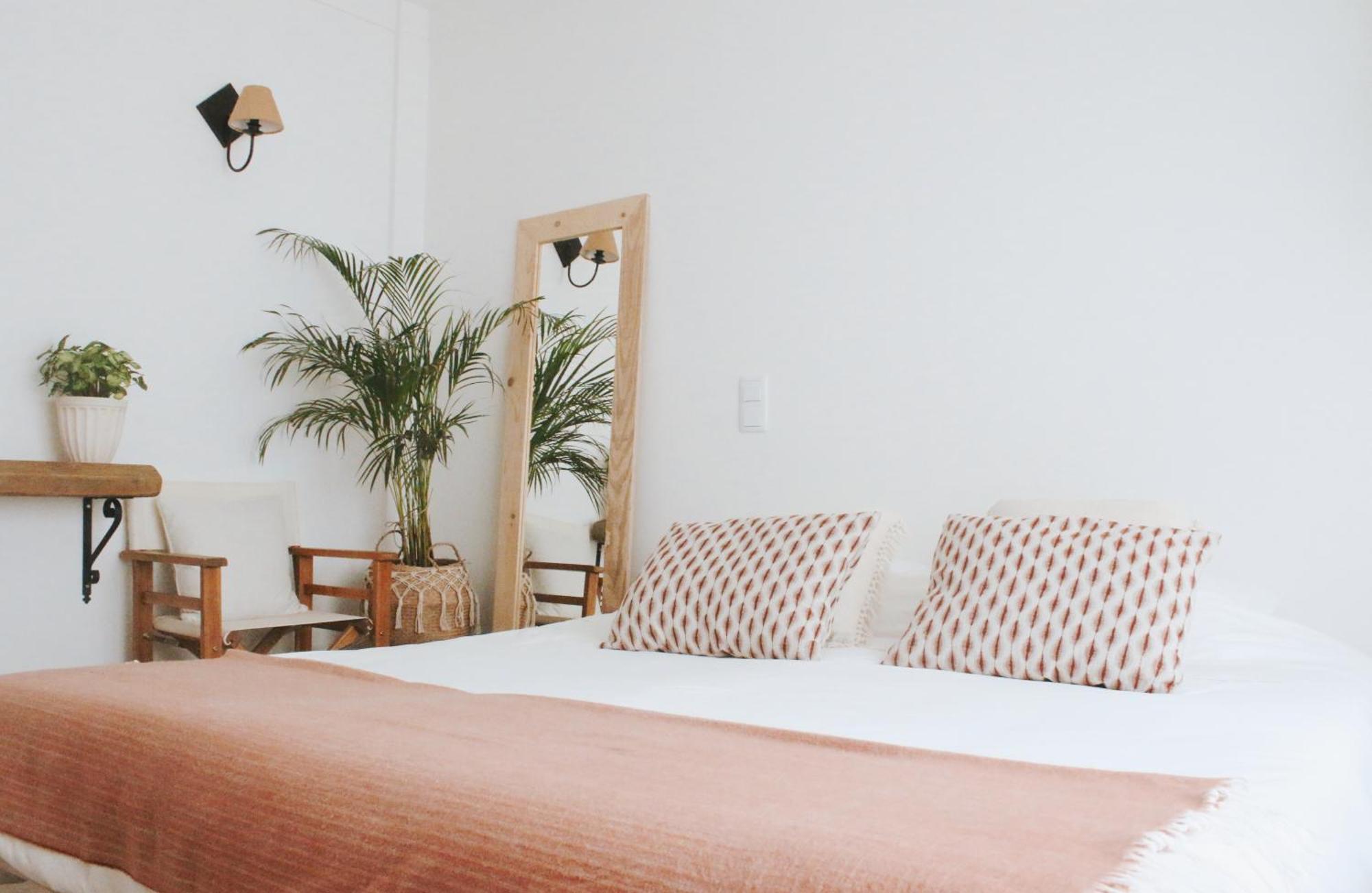 Vila Vale Guest House - Surf & Yoga Charneca  Zewnętrze zdjęcie