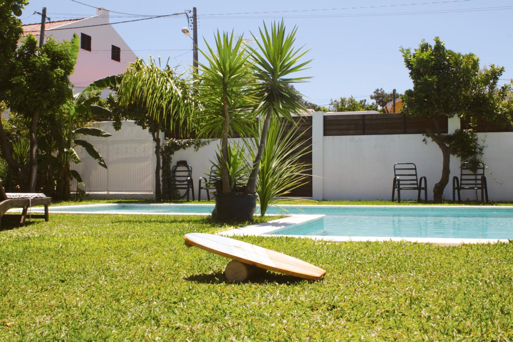 Vila Vale Guest House - Surf & Yoga Charneca  Zewnętrze zdjęcie